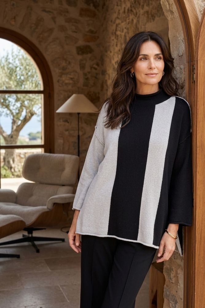 Vertical Vibes Pullover