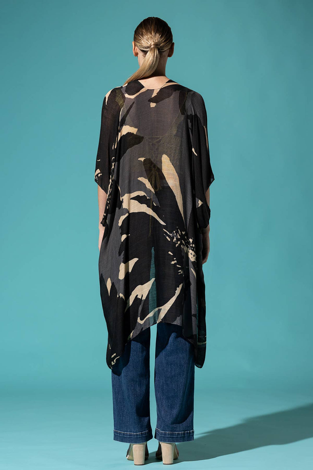 Sweeping Floral Kimono