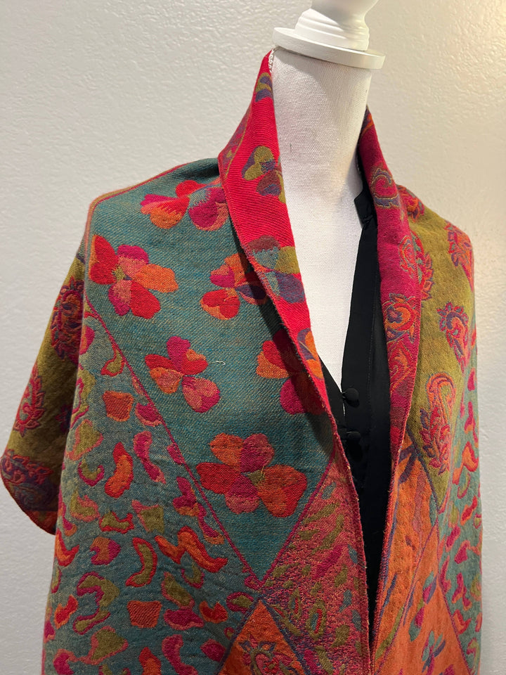 Reversible Merino Boiled Wool Shawl Fuchsia Multicolor