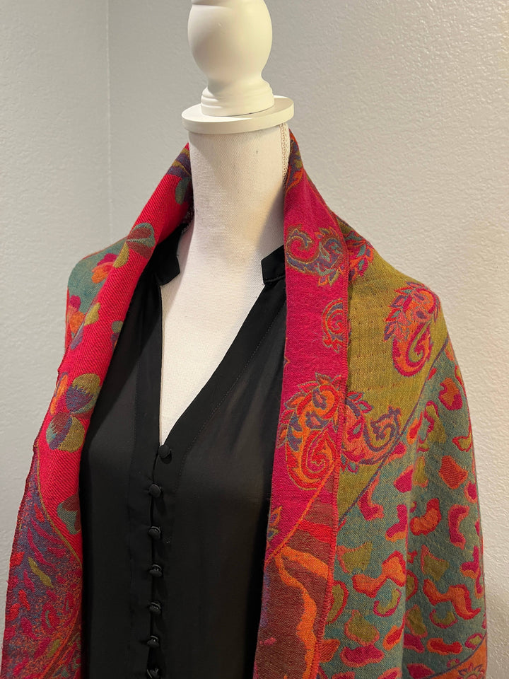 Reversible Merino Boiled Wool Shawl Fuchsia Multicolor