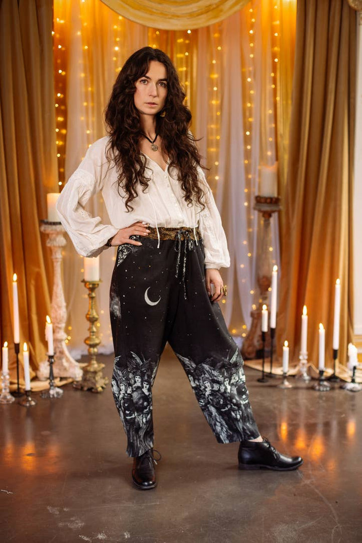 The Guardians Artist Pant w/ celestial print & angels