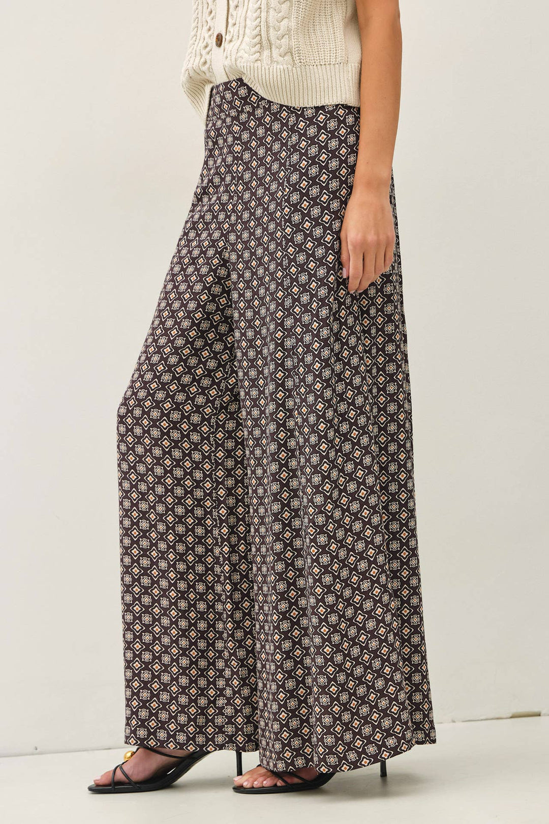 Printed Wide Leg Pants w/Elastic Waistline
