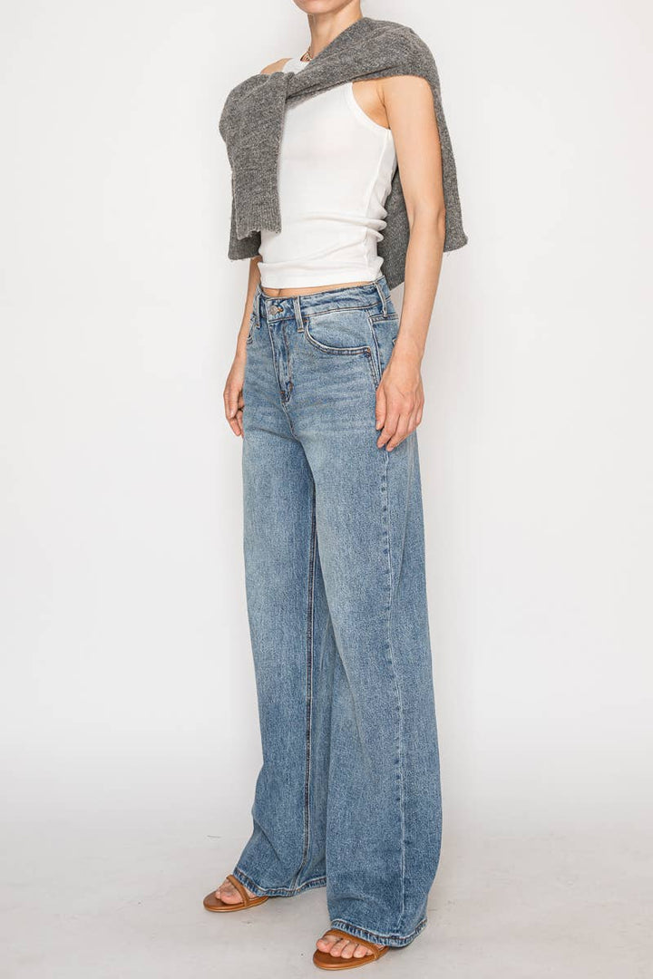 Blue By Artemis Slim Ultra High Rise 90's Straight Jeans