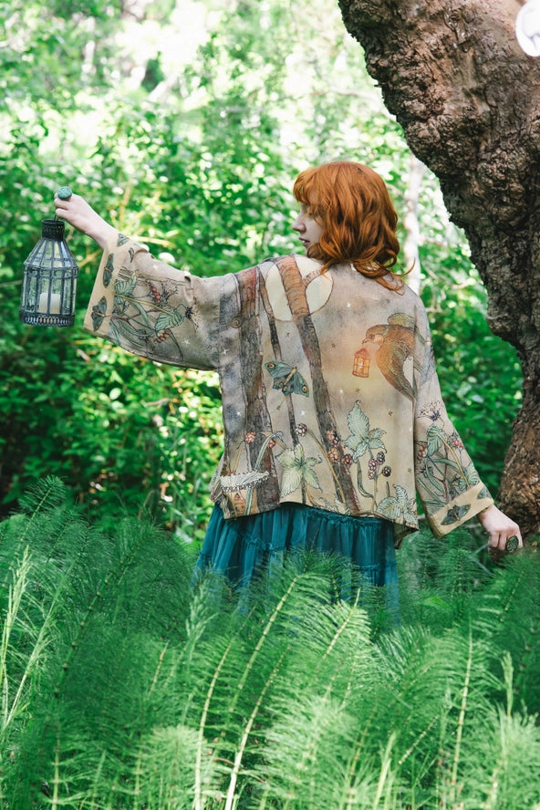 Lovelight Pixie Cropped Kimono w/ Woodland Swallow & Stars