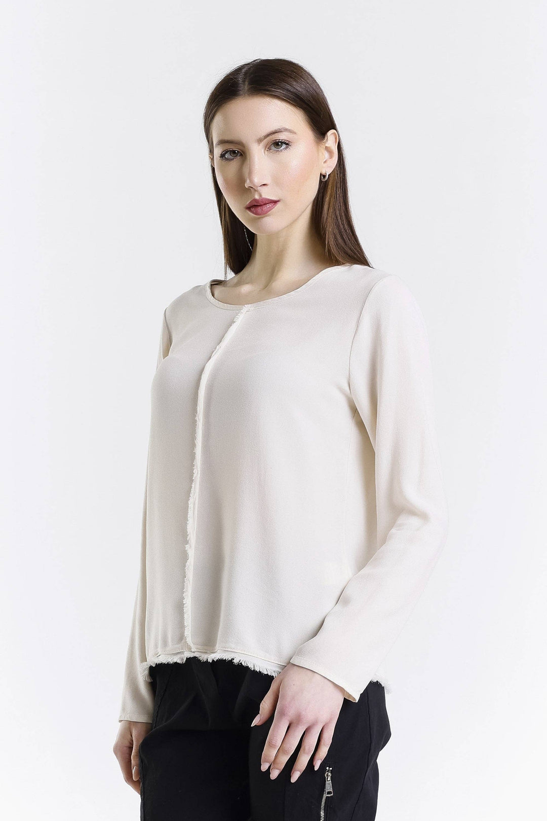 Rain Crepe Center Fringe Blouse