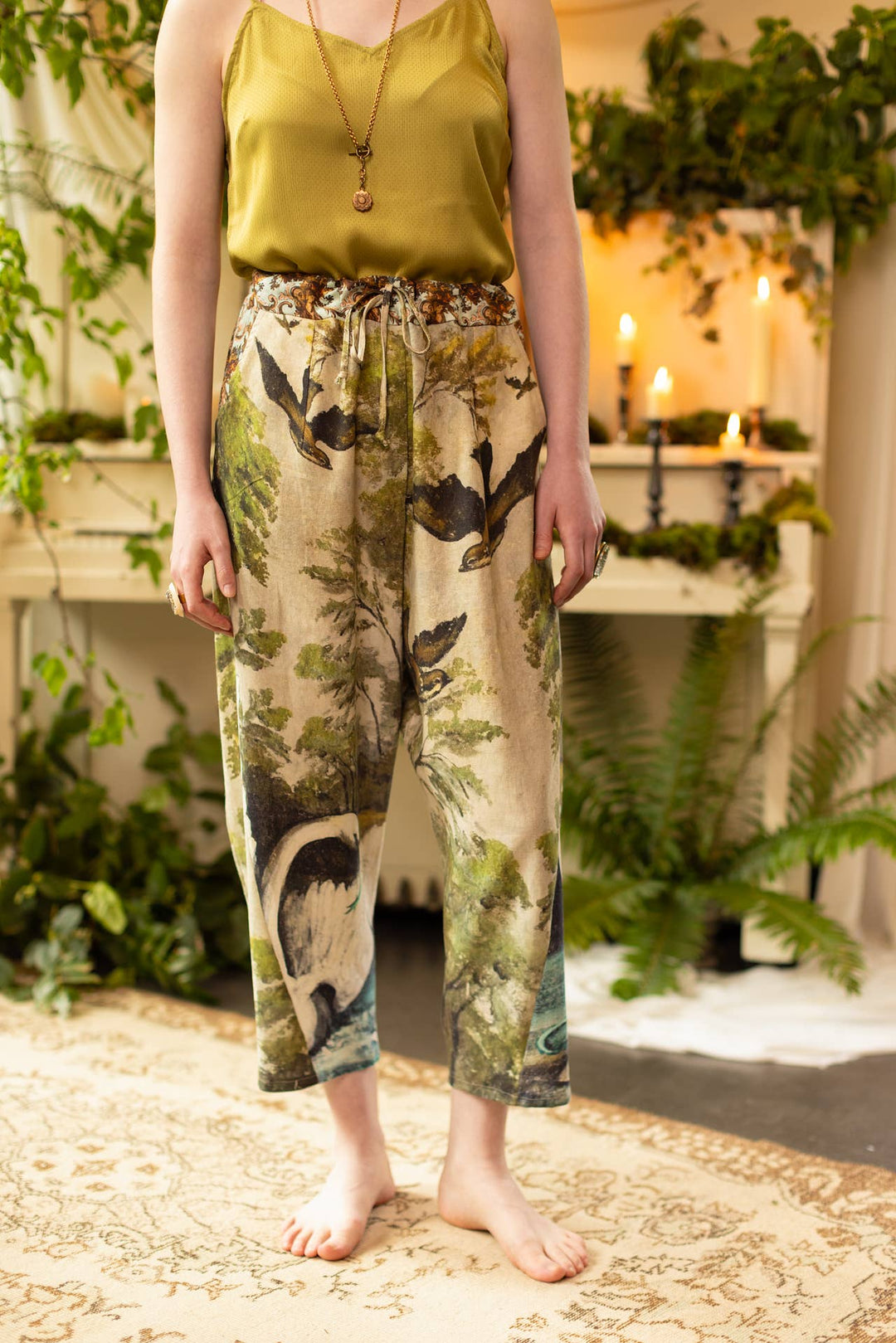 Theatre of Dreams Boho Linen Cropped Artist Pants with Swan