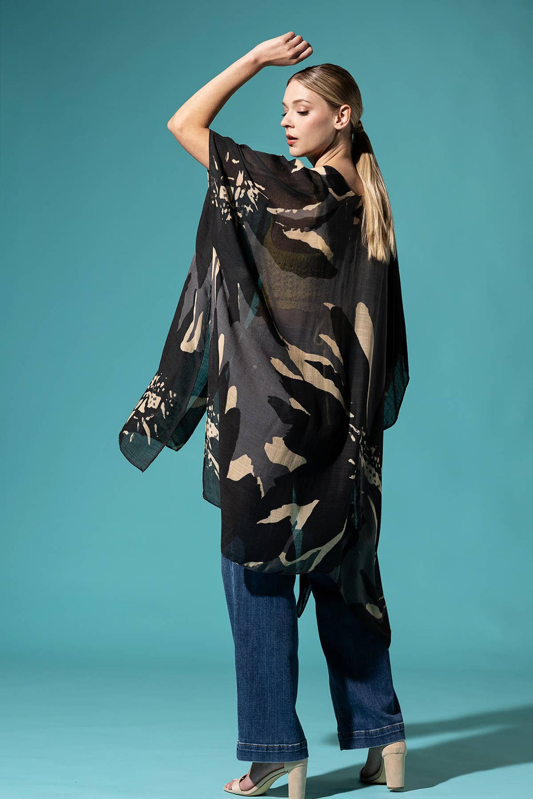 Sweeping Floral Kimono