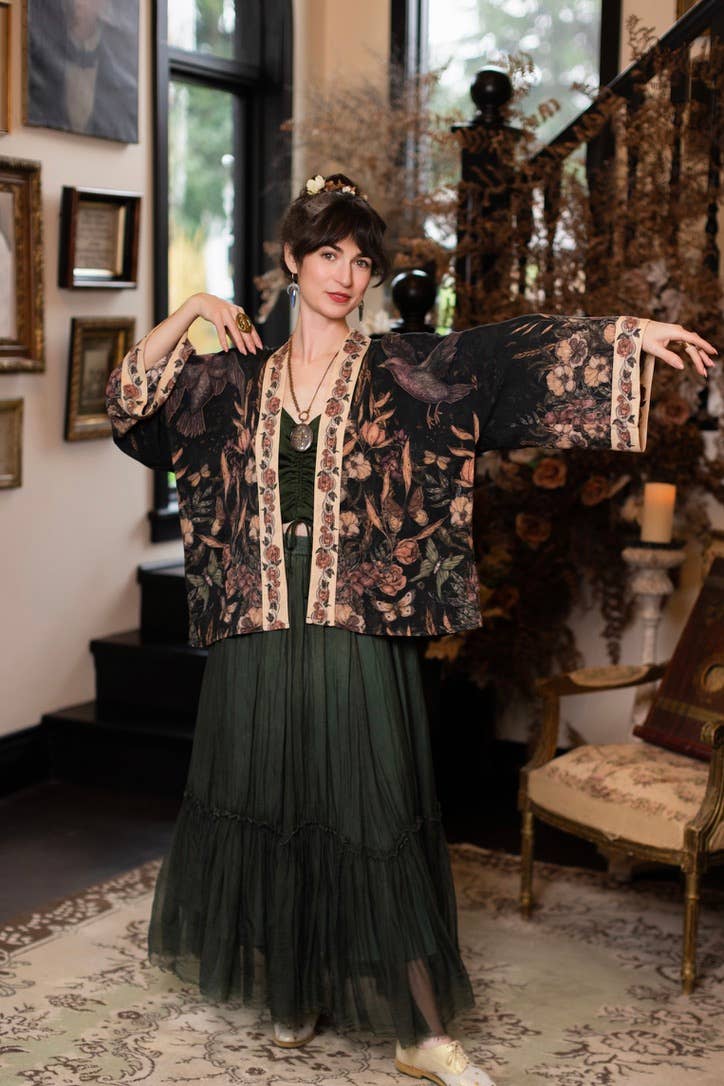 Momento Pixie Duster Crop Kimono w/ Floral, Starling & Skull