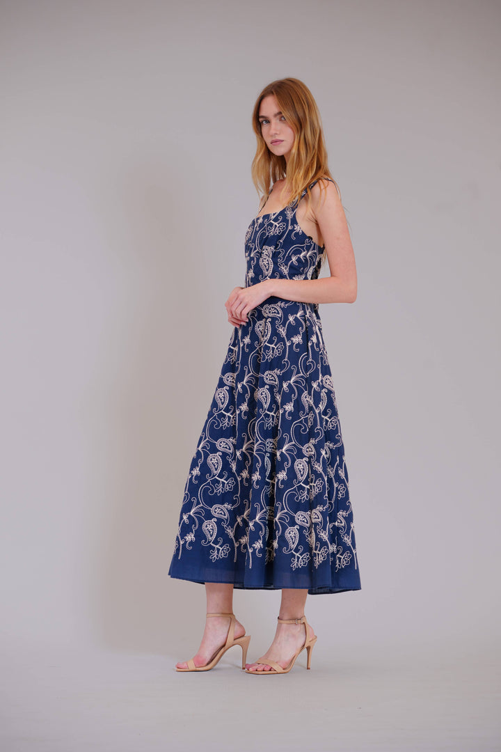 Sleeveless Cotton Midi Dress with Square Neck