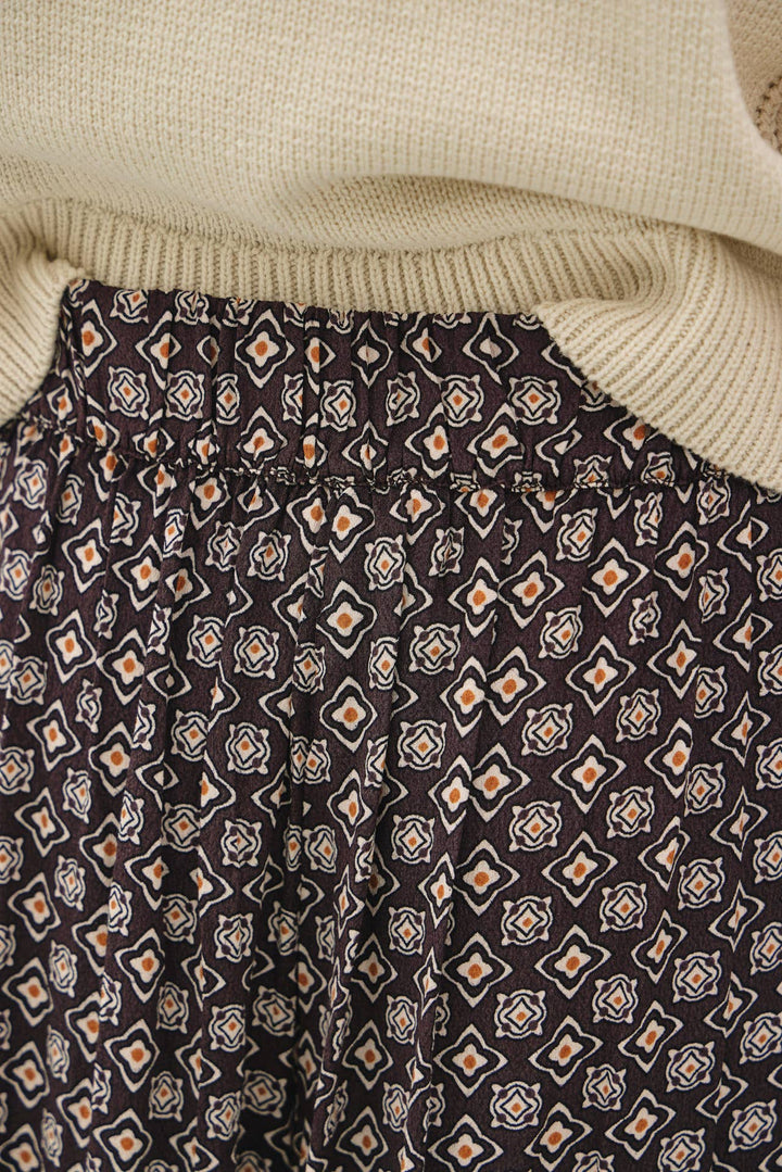 Printed Wide Leg Pants w/Elastic Waistline