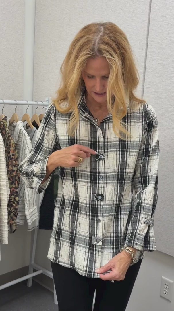 Crinkle Windowpane Tab Swing Shirt