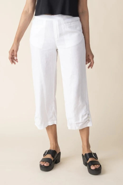 Linen Solid Pleat Button Capri