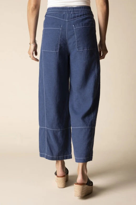 Linen Solid Seamed Crop Pant
