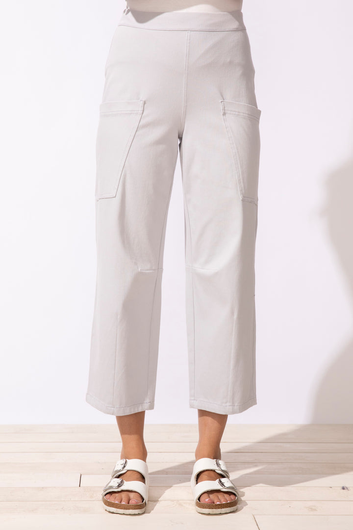 Comfort Knit Denim Darted Flood Jean